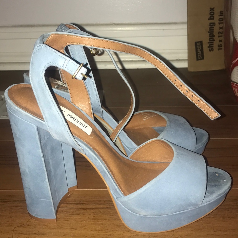 BABY BLUE STEVE MADDEN HEELS